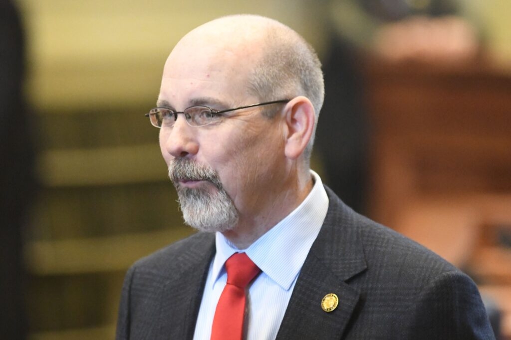 Alabama Senate passes bills requiring device filters, app store age checks for minors