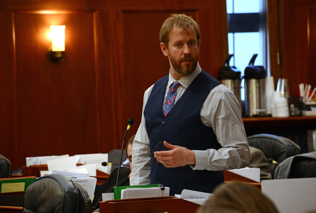 Local officials warn of possible lawsuit in wake of Alaska governor's education funding veto
