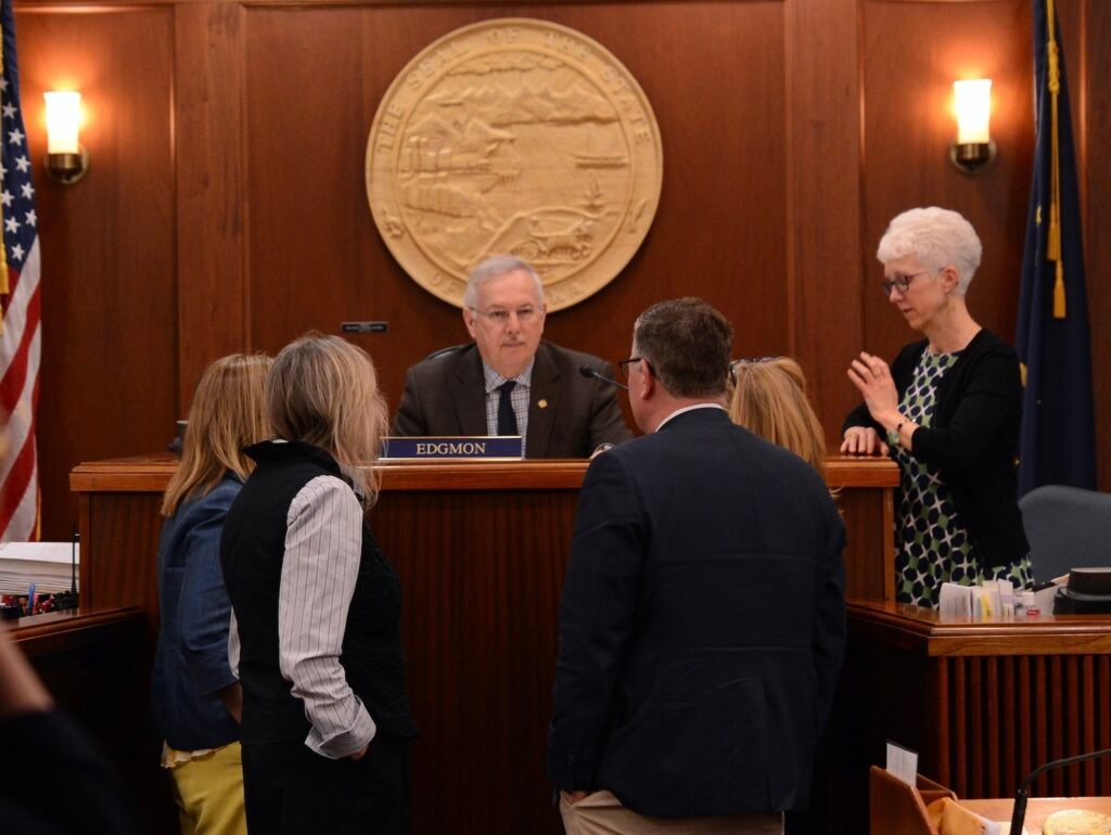 Alaska House approves draft budget with large deficit and estimated $1,400 dividend