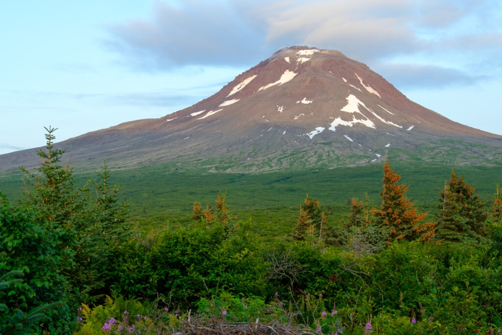 Geothermal lease sale scheduled for volcano in Alaska's Cook Inlet