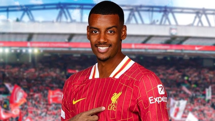 Alexander Isak Saga Continues as Liverpool Await Nunez Sale and Newcastle Signings