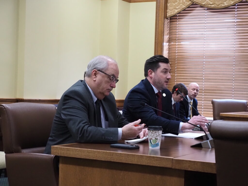 Panel approves amended mandate for Arkansas canvassers to warn petition signers of fraud crime