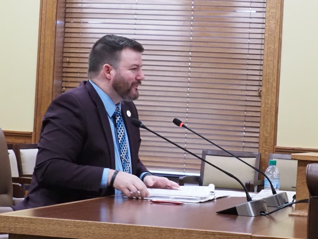 Proposed maximum reading level for citizen-led ballot measures stumbles but passes Arkansas House
