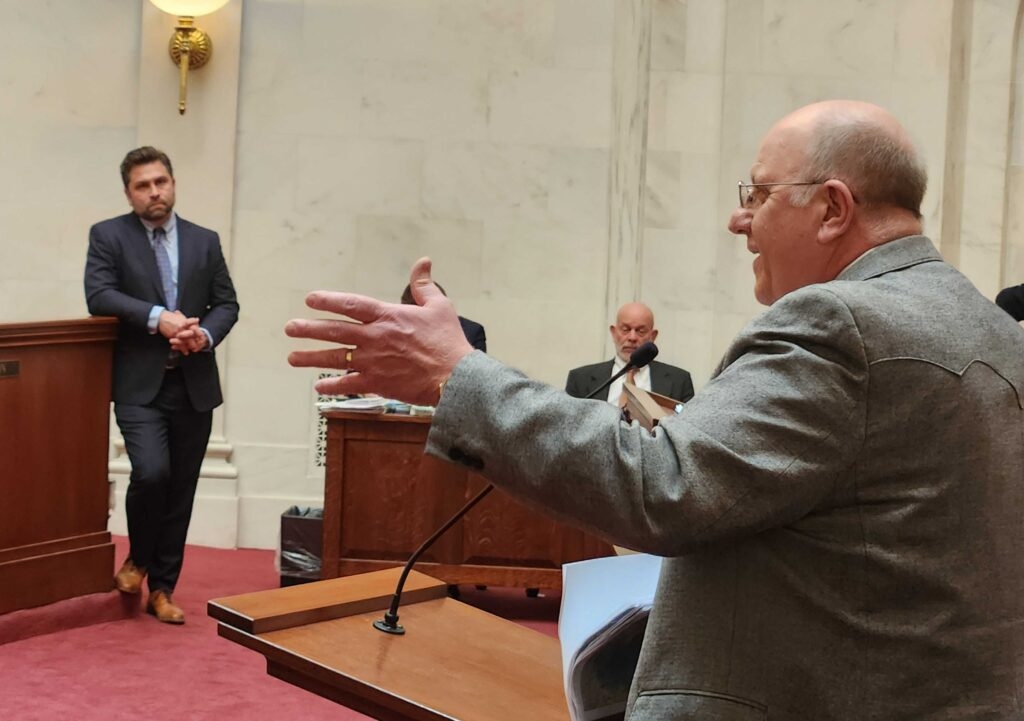 Prison bill gains some traction in Arkansas Senate, but not enough to advance