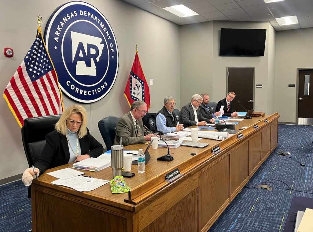 Arkansas prison board chooses contractor to build new 3,000-bed penitentiary