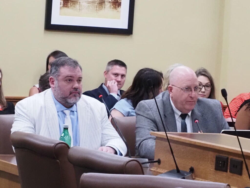 Arkansas lawmakers refer three proposed constitutional amendments to 2026 ballot