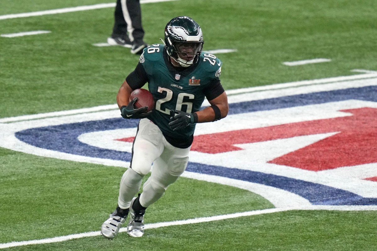 Eagles' Saquon Barkley ‘Believes in God,' Not ‘Madden Curse'