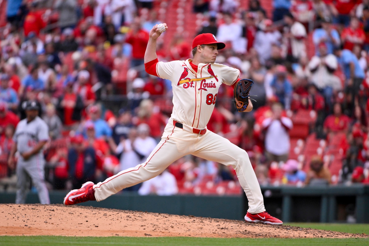 Cubs-Cardinals Trade Idea Sends Phil Maton to Chicago
