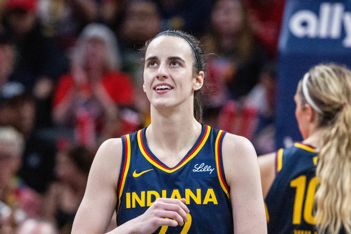 Caitlin Clark Turns Heads With Post After Indiana Fever Game