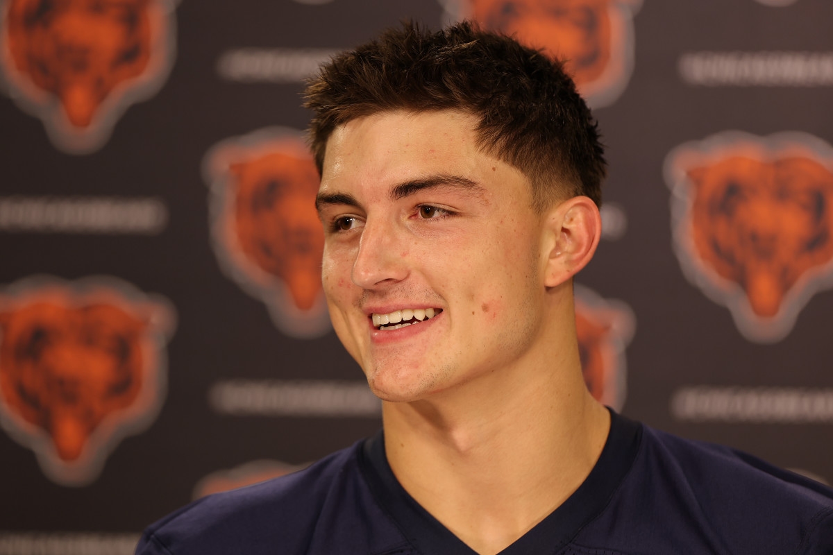 Colston Loveland Injury Recovery Update: Bears Rookie Nears Camp Return