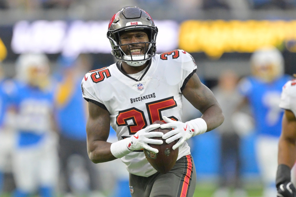 Tampa Bay Buccaneers Cornerback Jamel Dean Named Top 20 in Position Rankings