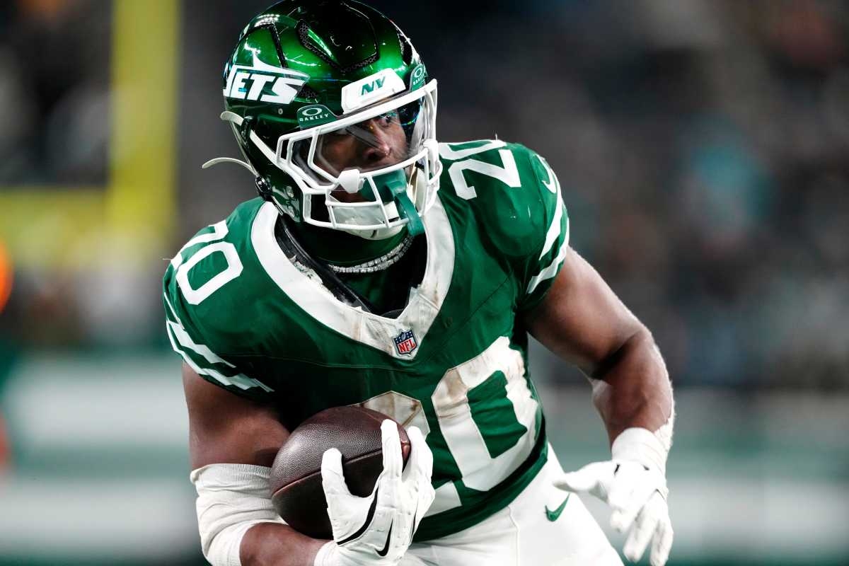 Texans' Among Teams Projected to Trade for New York Jets RB Breece Hall