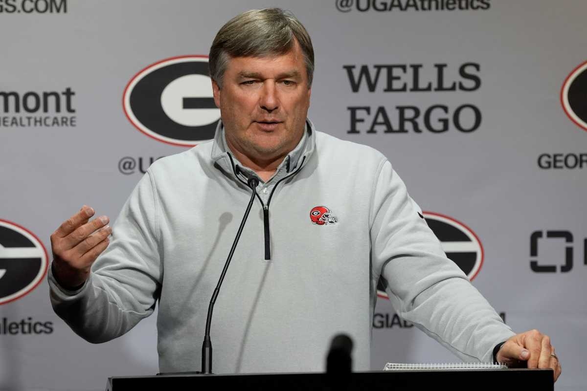 Highly Touted Playmaker Sends Message on Georgia Football