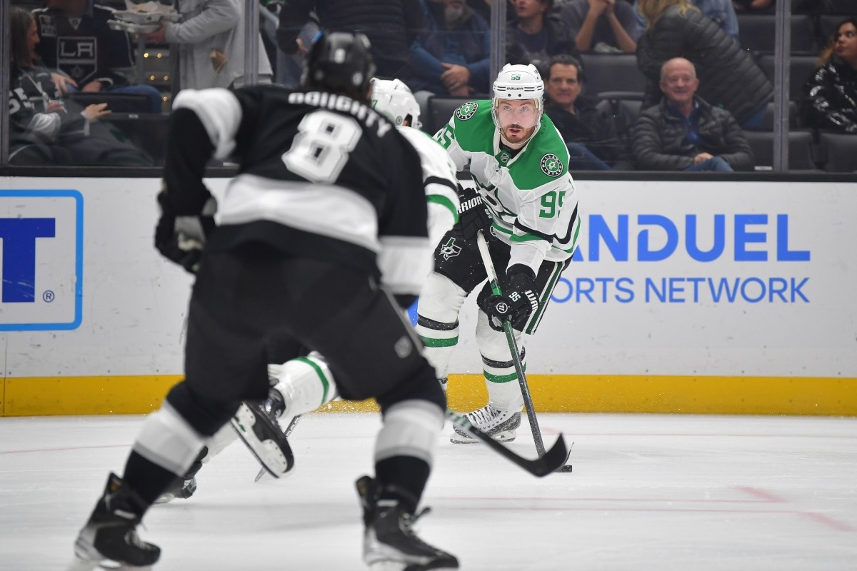 Canucks Predicted to Sign 2-Time All-Star to Bolster Roster
