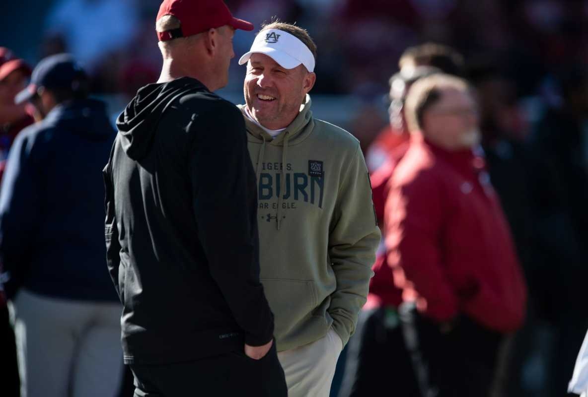 Nation's No. 3 DL Updates Intense Recruiting Battle Between Alabama, Auburn