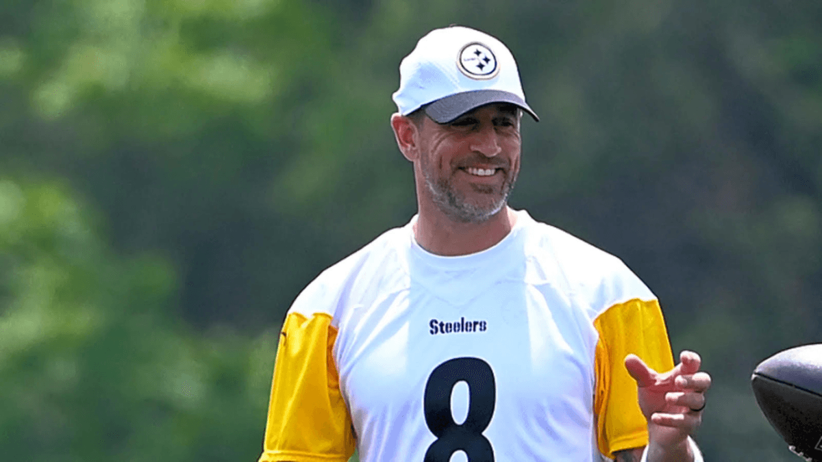 Sean McVay Makes Admission on Aaron Rodgers Playing for the Rams