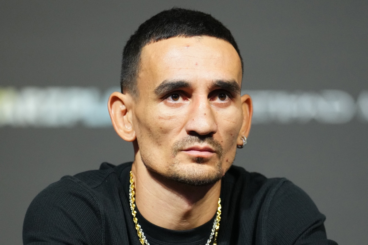 Max Holloway Drops Concerning Update on Future Plans