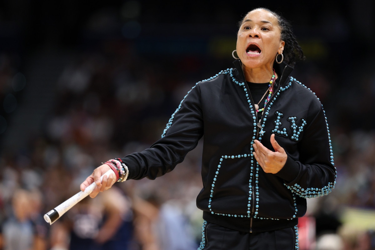 Dawn Staley Sends Clear Message on WNBA Draft