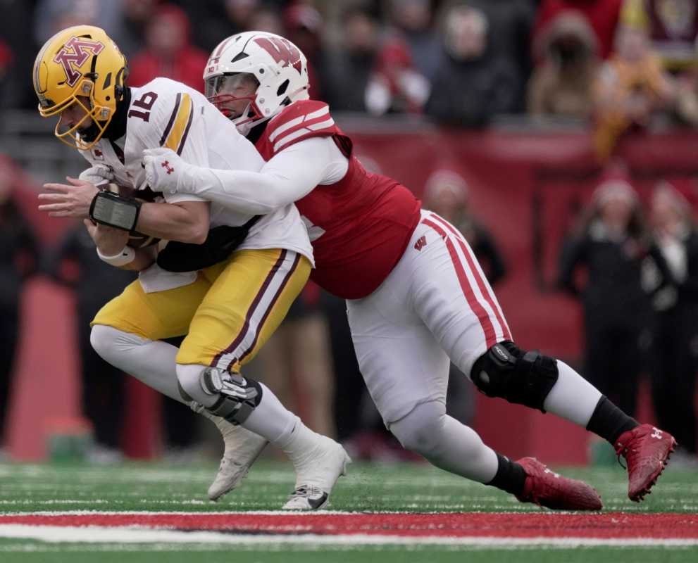 San Francisco 49ers Invite Former Wisconsin Badger to Rookie Minicamp