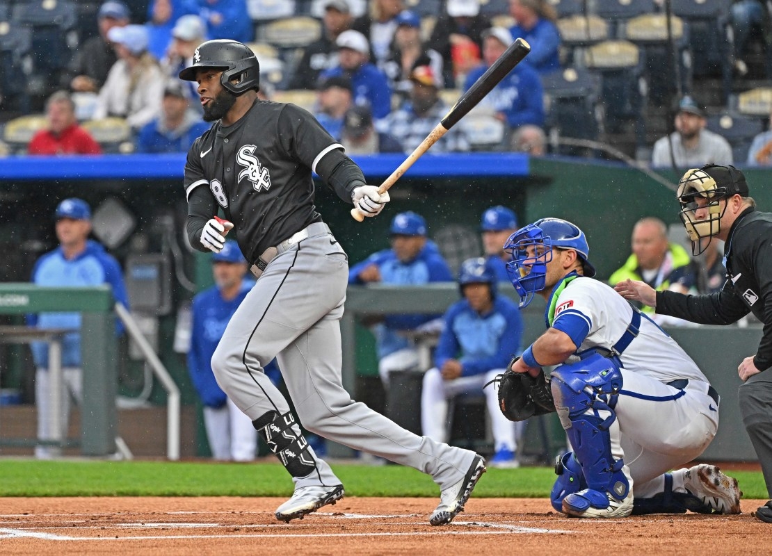Phillies Linked to Luis Robert Jr. to Replace Beloved Outfielder