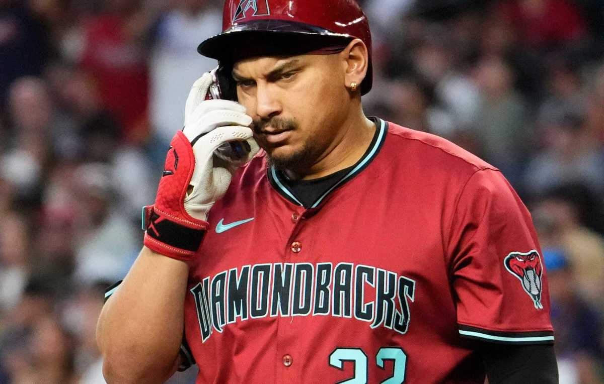 Red Sox Trade Proposal Adds Dangerous Bat as First Base Solution