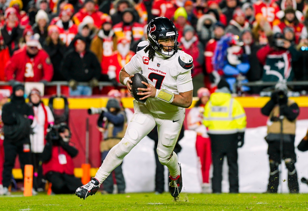 C.J. Stroud Shoulder Issue Downplayed by Texans' New OC