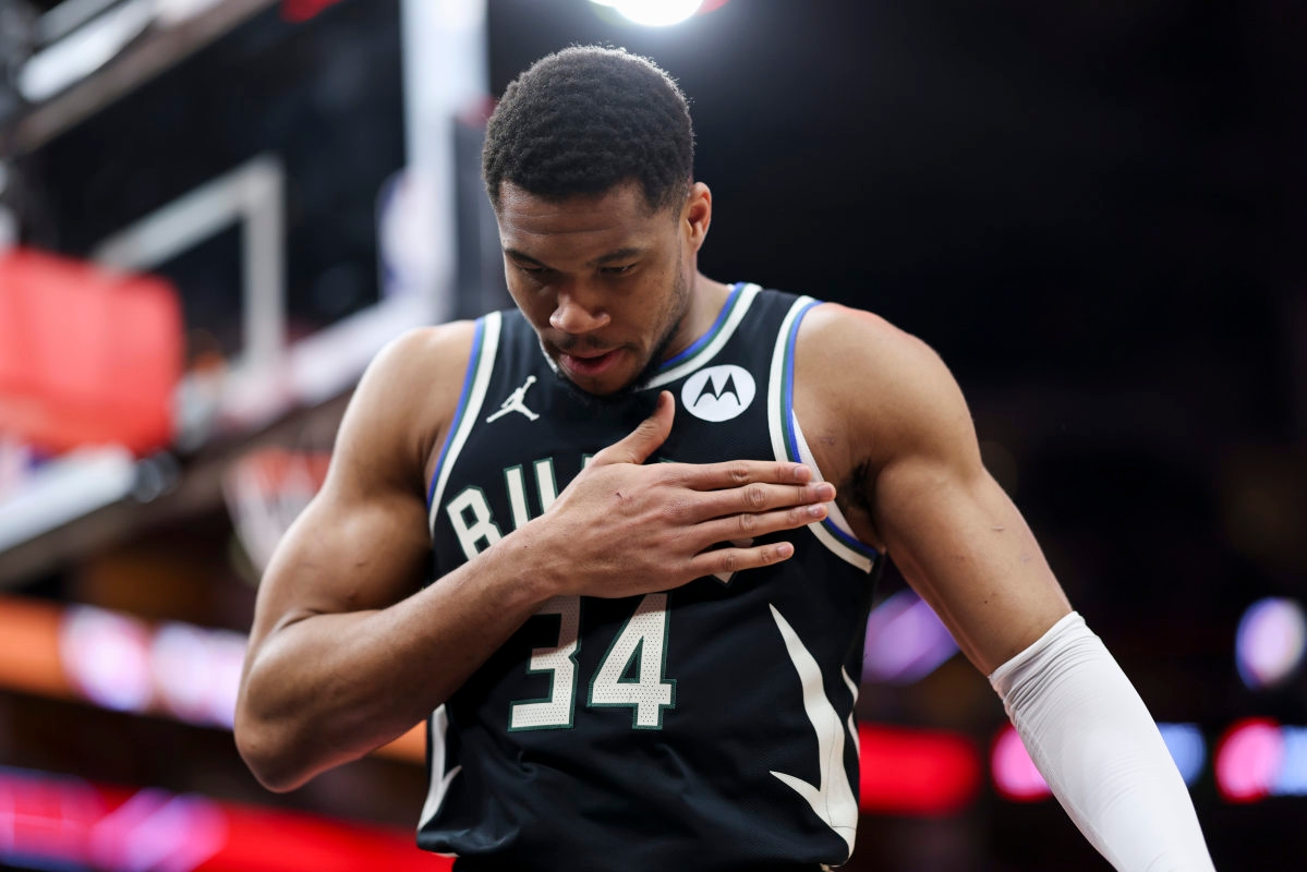 Giannis Antetokounmpo Had No Words for Bucks Teammate After Raptors News