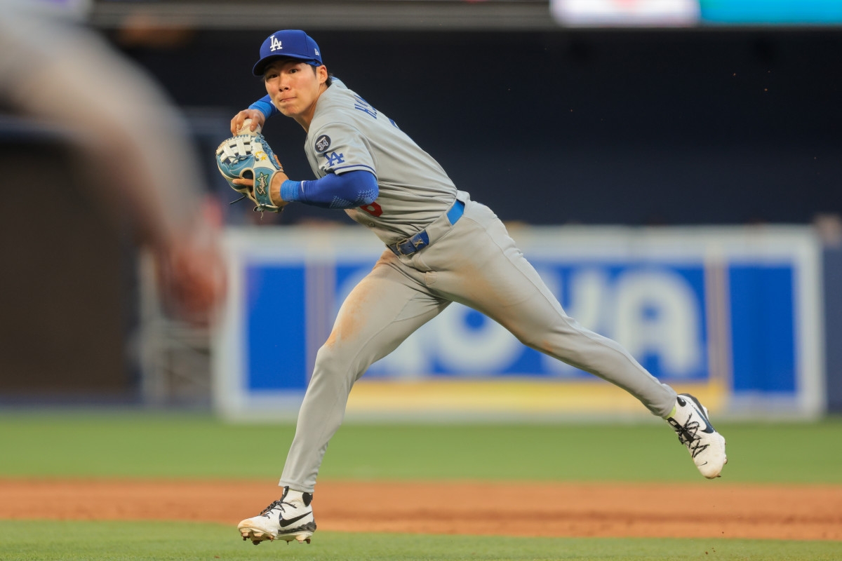 Dodgers' Roberts Praises Hyeseong Kim, Wants to Keep Him in Lineup