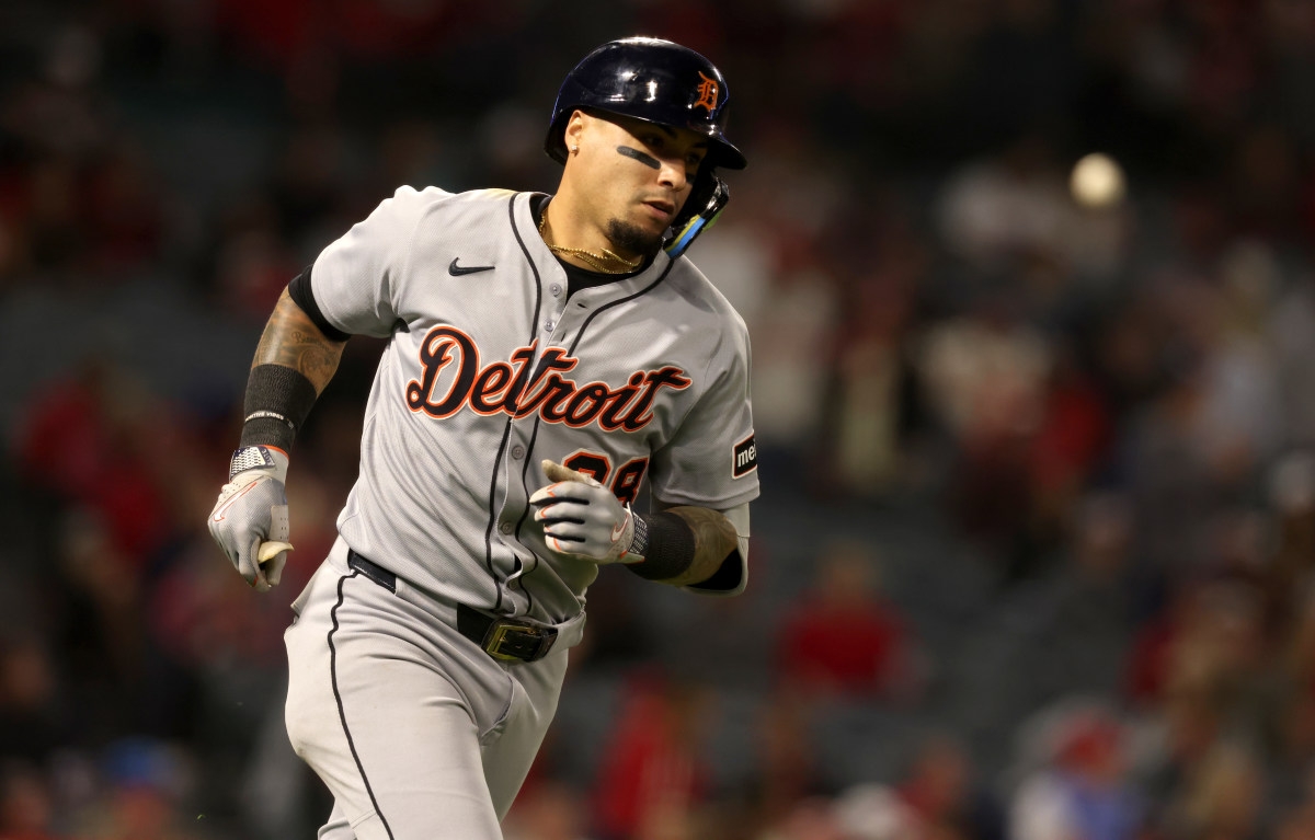 Javier Baez's Walk-Off Home Run Thrills Fans in Tigers' Win Over Red Sox