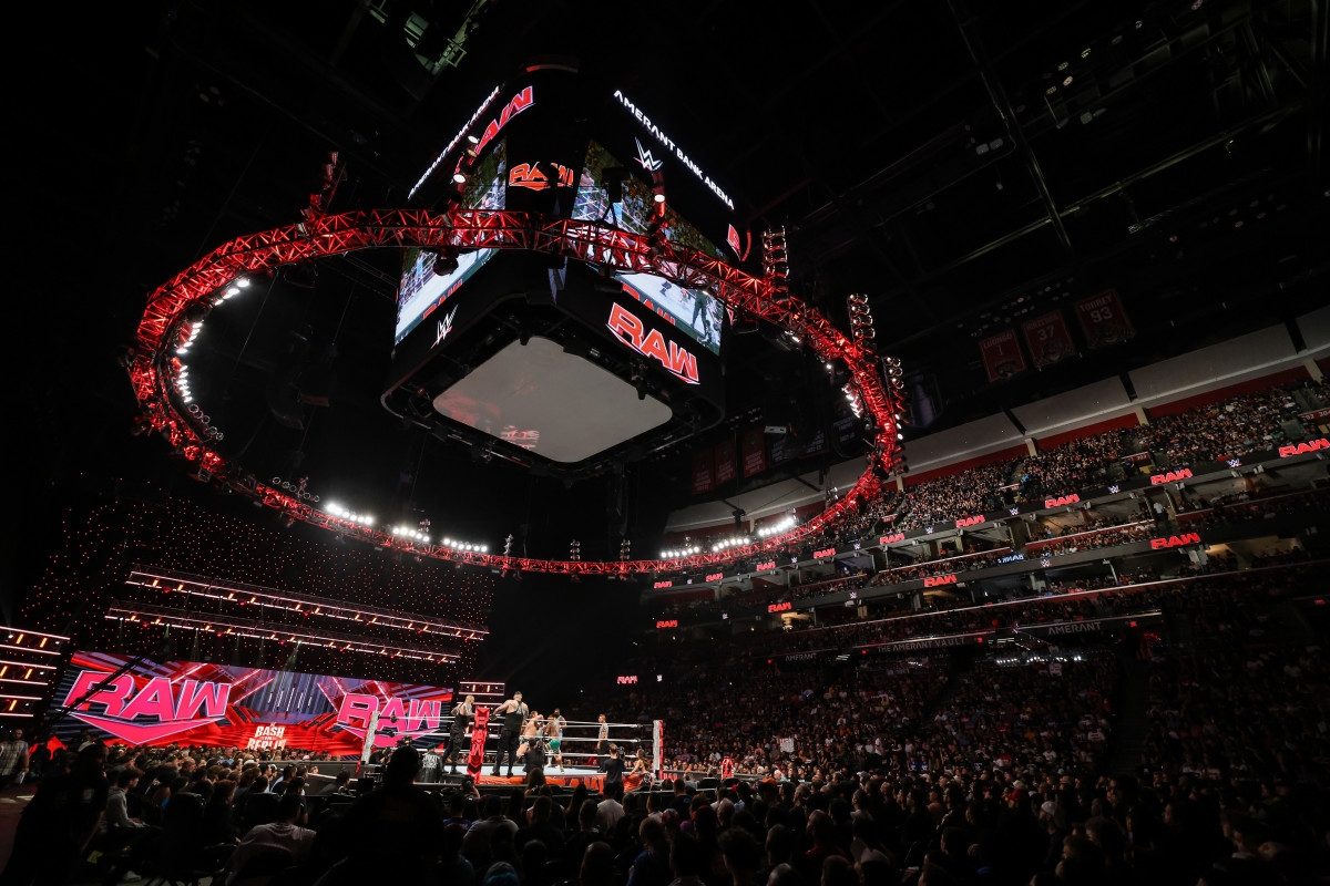 Fans React to AEW Superstar's Shocking Move to WWE