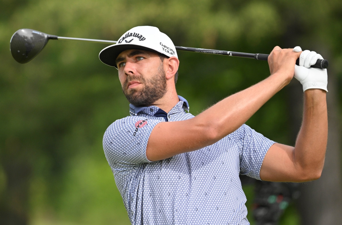 Erik van Rooyen Blitzes Qualifier Field