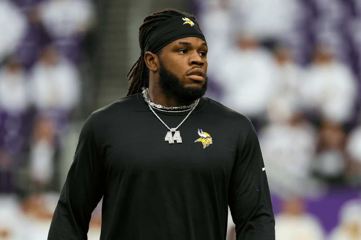 Vikings Star Gets Honest About Missing Practice Amid Contract Dispute