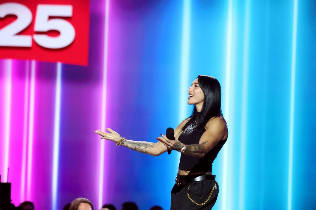 WWE Money in the Bank 2025 Predictions for Both Ladder Matches