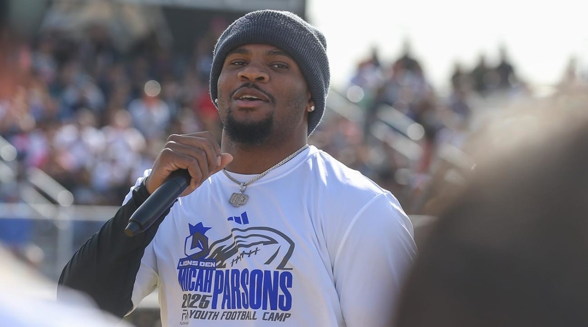 Cowboys BREAKING With Micah Parsons Surprise Arrival at OTAs