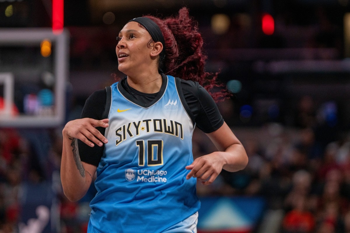 Chicago Sky Forward Makes Bold Statement About Teammate