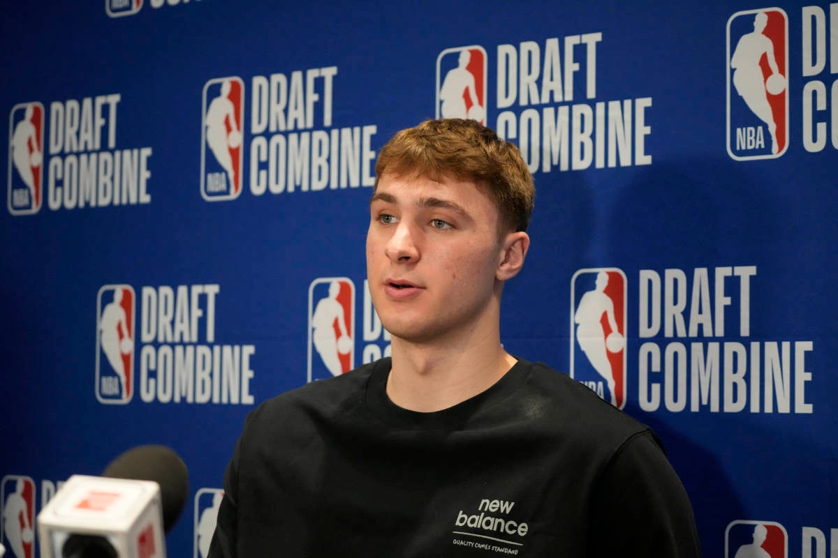 Mavericks' Cooper Flagg 'Mistake' Turns Heads on Friday