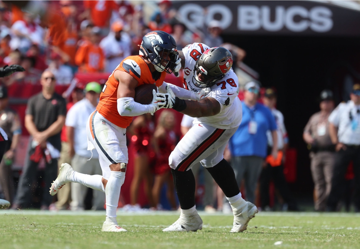 New NFL Award Could Favor Tampa Bay Buccaneers Offensive Lineman