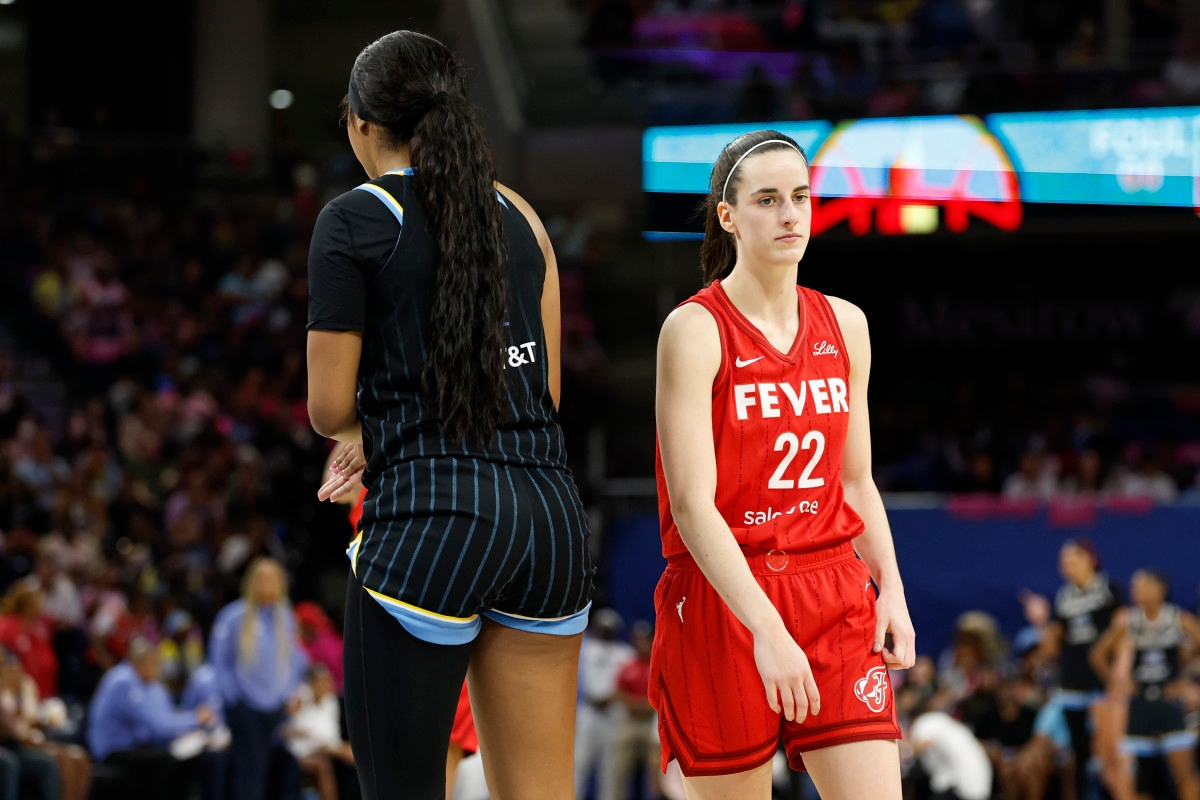 Chicago Sky Issues Warning to Fans Before Game Against Caitlin Clark, Fever