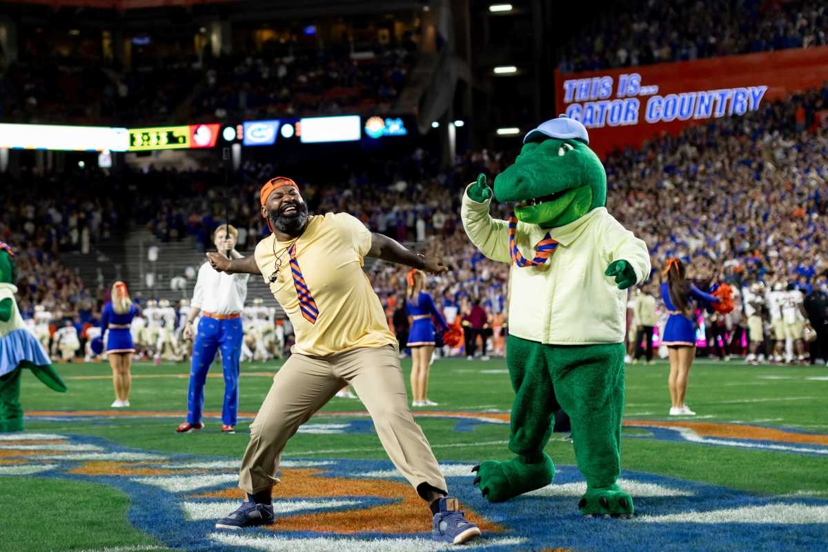 Florida Gator Legend Earns Bigger Role on Coaching Staff