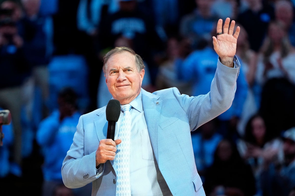 Raiders Veteran LB Praises North Carolina Coach Bill Belichick
