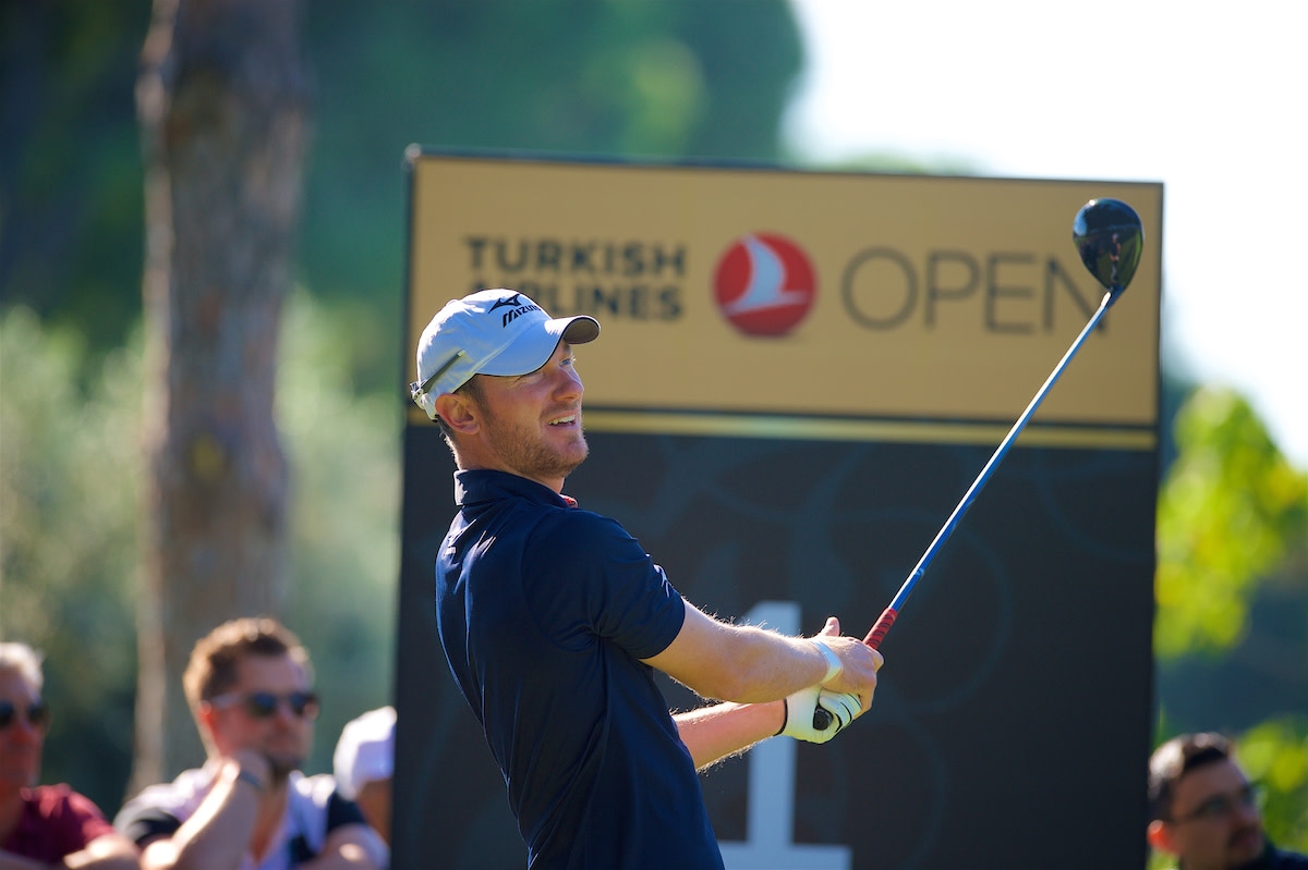 Wood Finally Finds his Game in Turkey