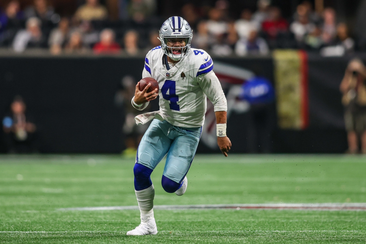What's On Cowboys' Dak's 'X-Factor' Shoulders In Changing Narratives?