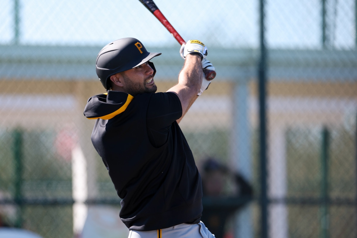Yankees linked to surprising ex-player as trade deadline chatter grows