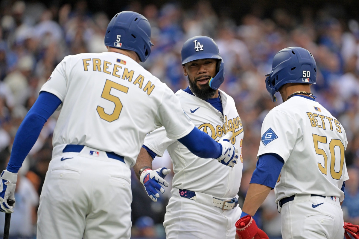 Dodgers Announce Mookie Betts Out of Lineup Ahead of Yankees Game