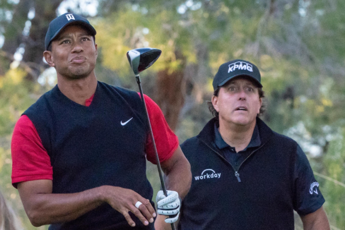 Phil Mickelson Fuels Speculation With Bold Comments on Tiger Woods' Golf League