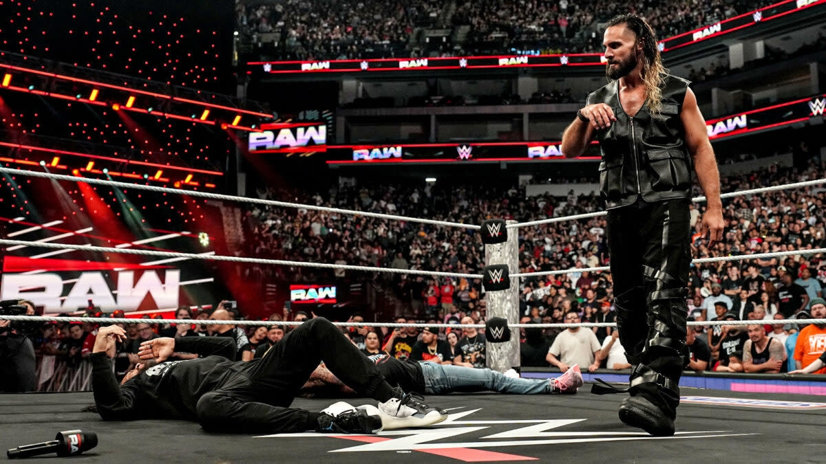 'WWE Raw' Results: CM Punk Fights for MITB Spot, Will Seth Rollins Stop Him?