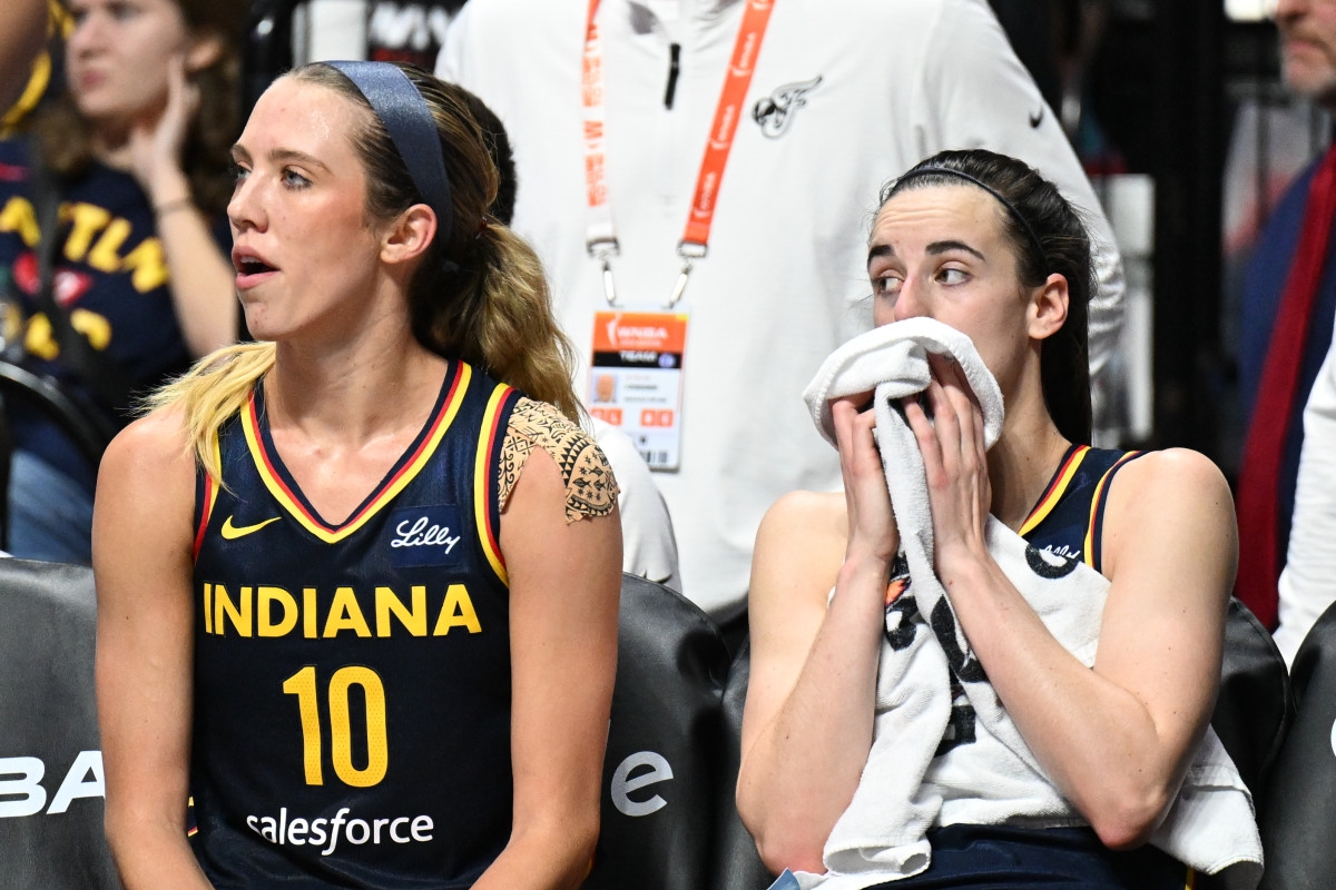 Caitlin Clark, Lexie Hull's Priceless Exchange Before Chicago Sky Game