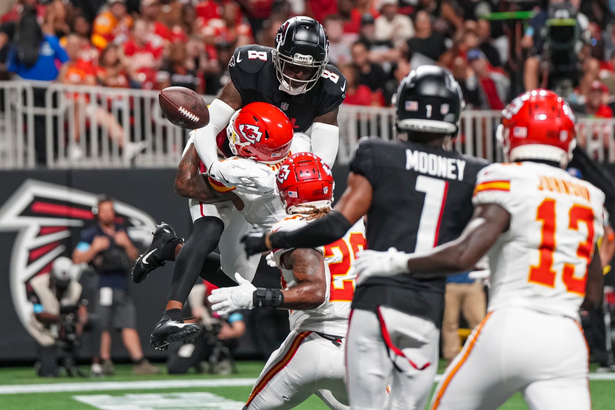Chiefs Urged To Consider Kyle Pitts Trade As Travis Kelce Successor