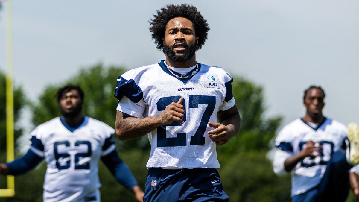 Cowboys Insider Says Miles Sanders Bidding For Starting Role at OTAs