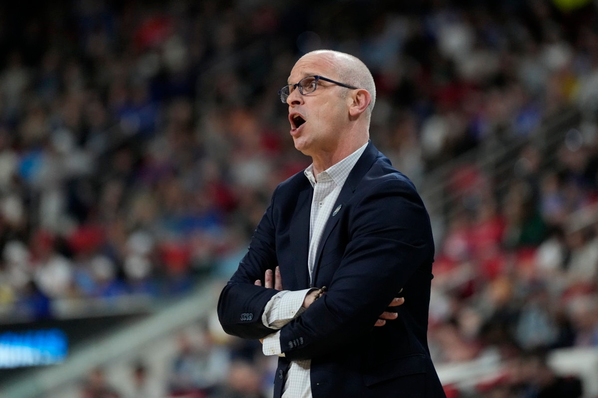 NCAA Reacts to UConn's Major Transfer Portal Move